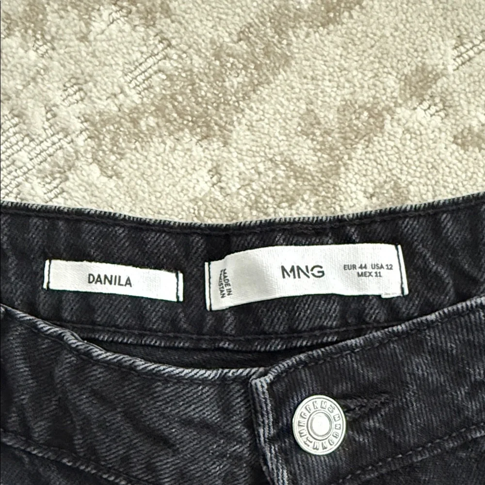 Mango Danila High-Rise Wide-Leg Black Jeans Size 12. Excellent condition - Picture 2 of 6